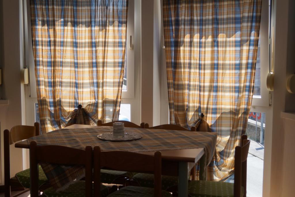Residence Vivere Astra Trieste Extérieur photo