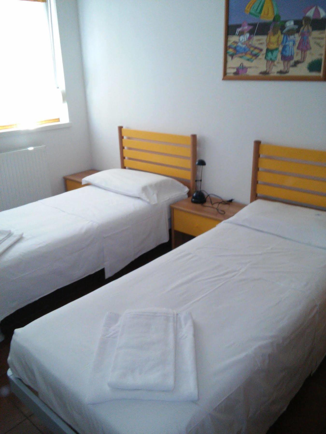 Residence Vivere Astra Trieste Extérieur photo