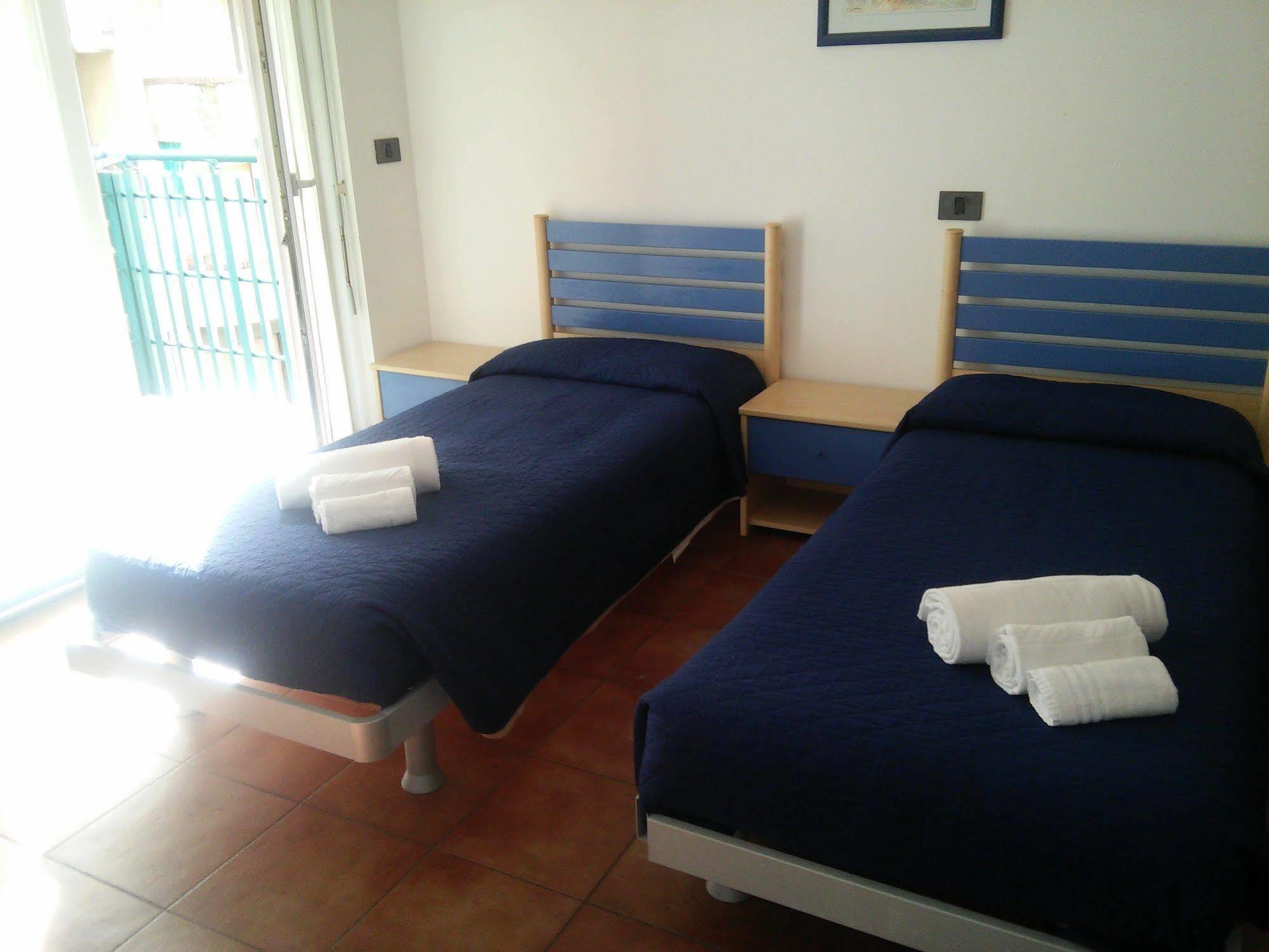 Residence Vivere Astra Trieste Extérieur photo
